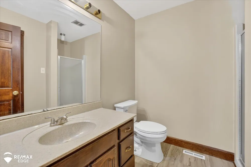 8454 Wesley Drive Flushing Charter Township, MI 48433
