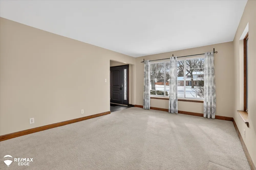 8454 Wesley Drive Flushing Charter Township, MI 48433