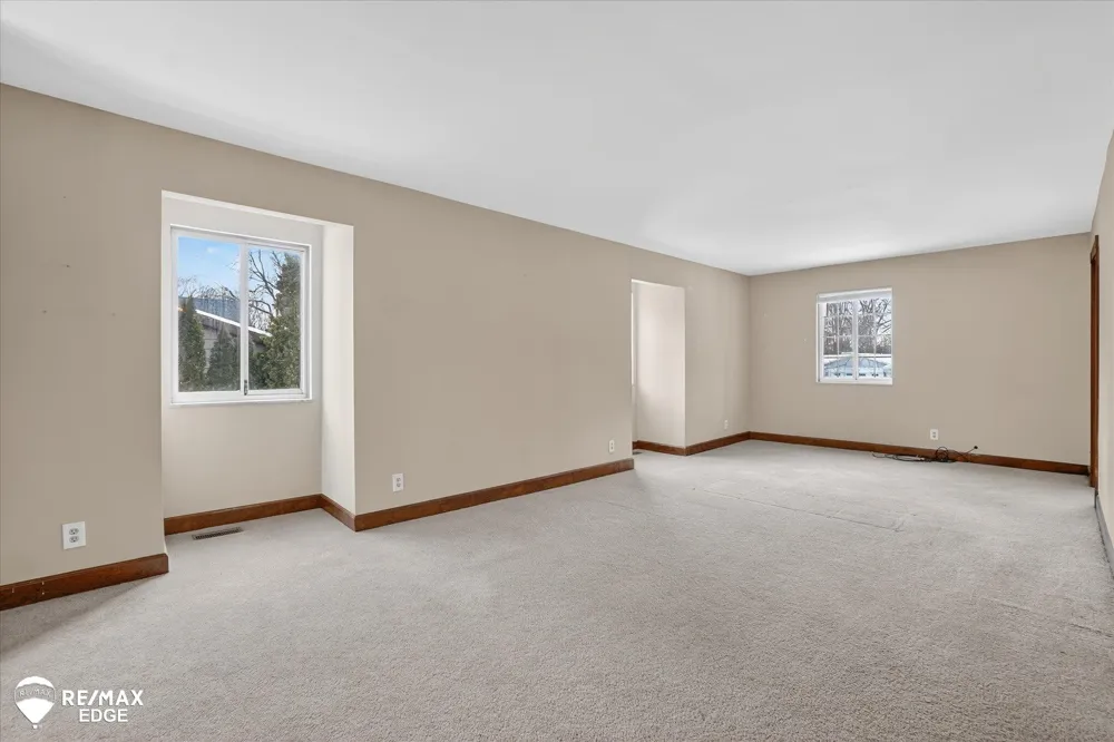8454 Wesley Drive Flushing Charter Township, MI 48433