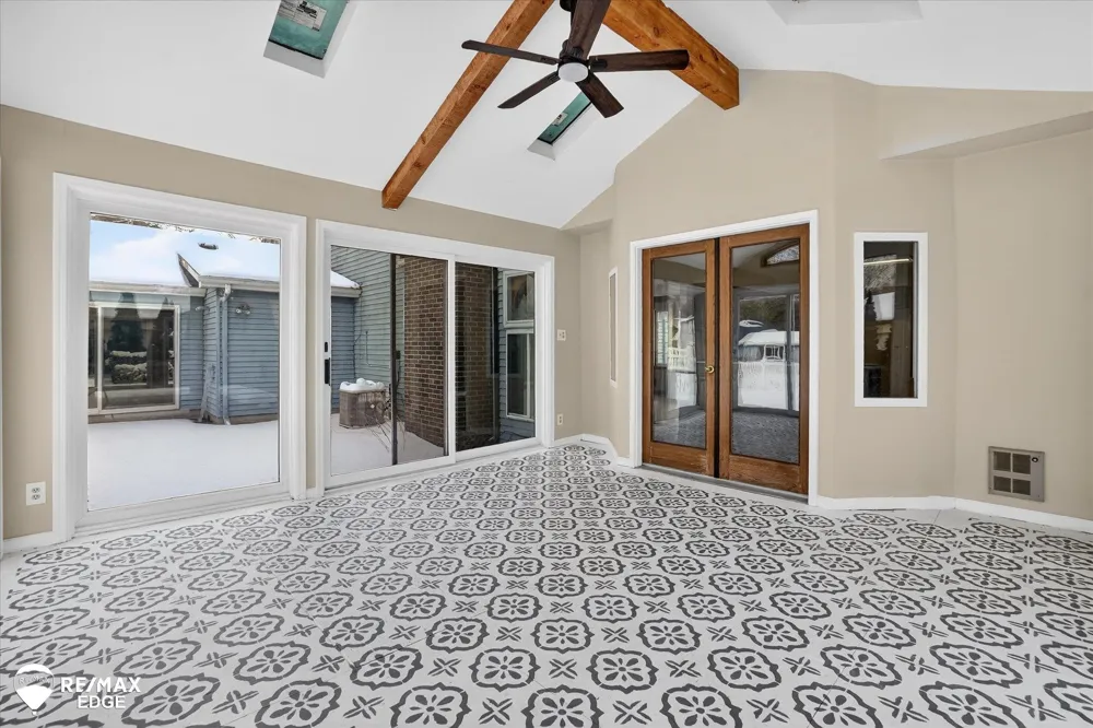 8454 Wesley Drive Flushing Charter Township, MI 48433