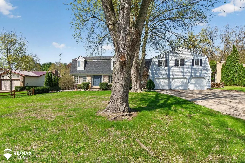 8454 Wesley Drive Flushing Charter Township, MI 48433