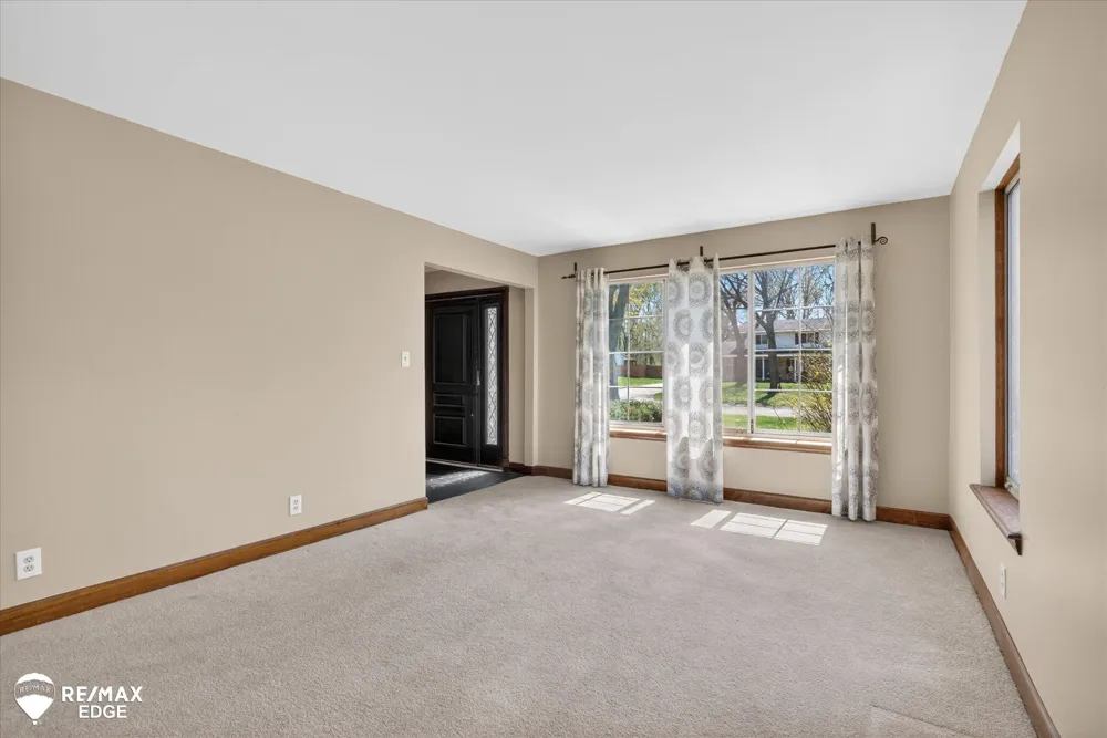 8454 Wesley Drive Flushing Charter Township, MI 48433