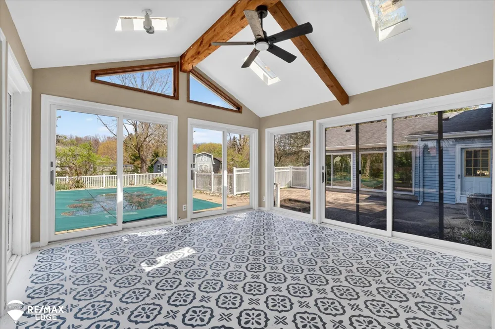 8454 Wesley Drive Flushing Charter Township, MI 48433