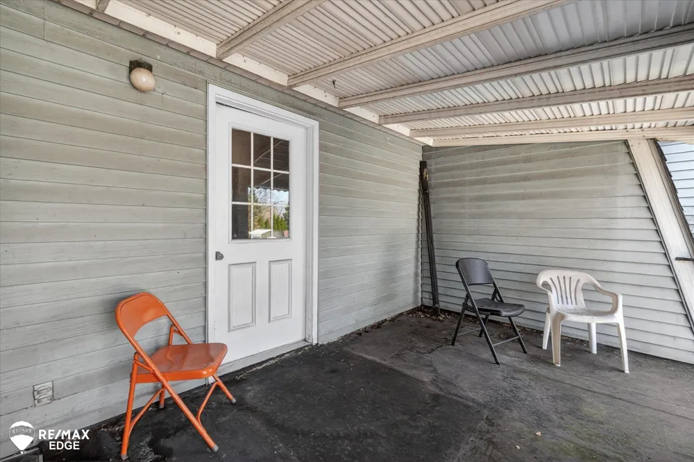 8454 Wesley Drive Flushing Charter Township, MI 48433