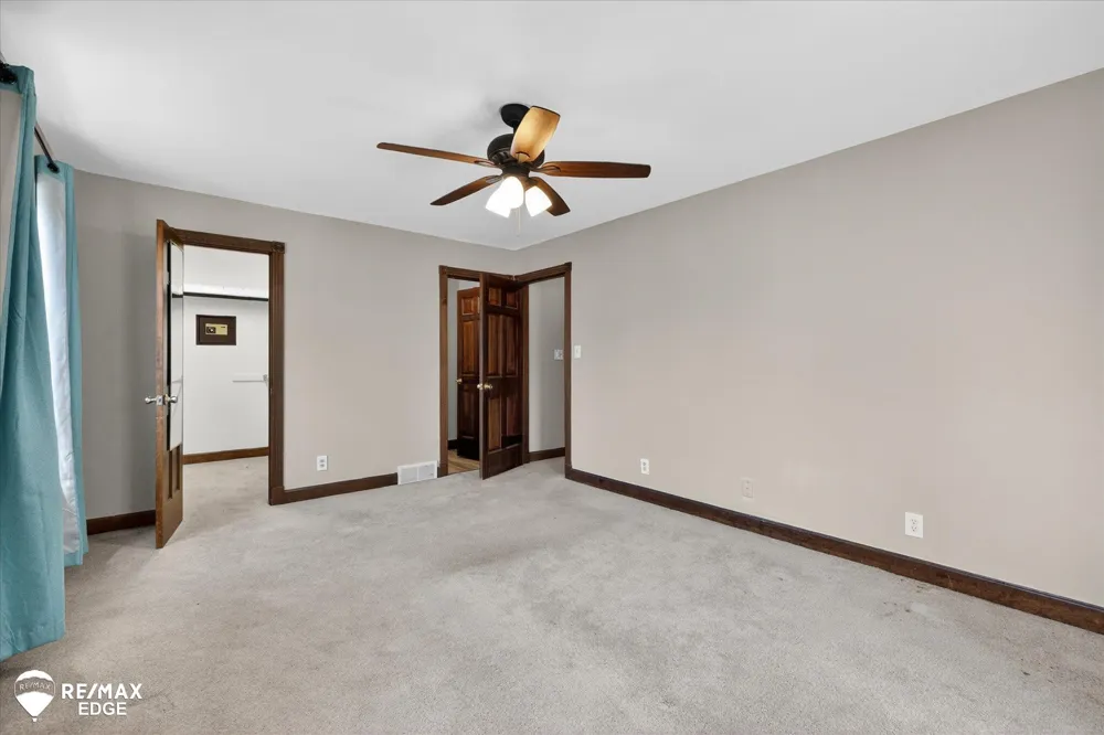 8454 Wesley Drive Flushing Charter Township, MI 48433