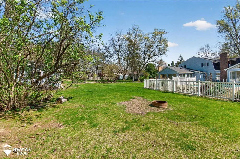 8454 Wesley Drive Flushing Charter Township, MI 48433