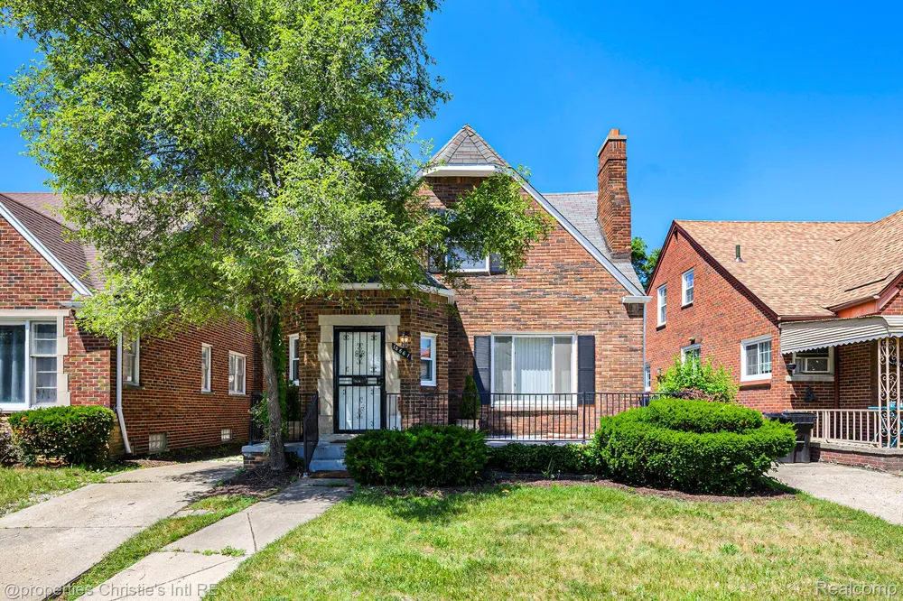 18661 Stoepel Street