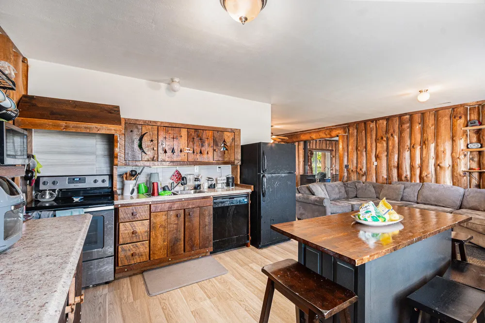 3933 W Harrison Road Hart Township, MI 49420