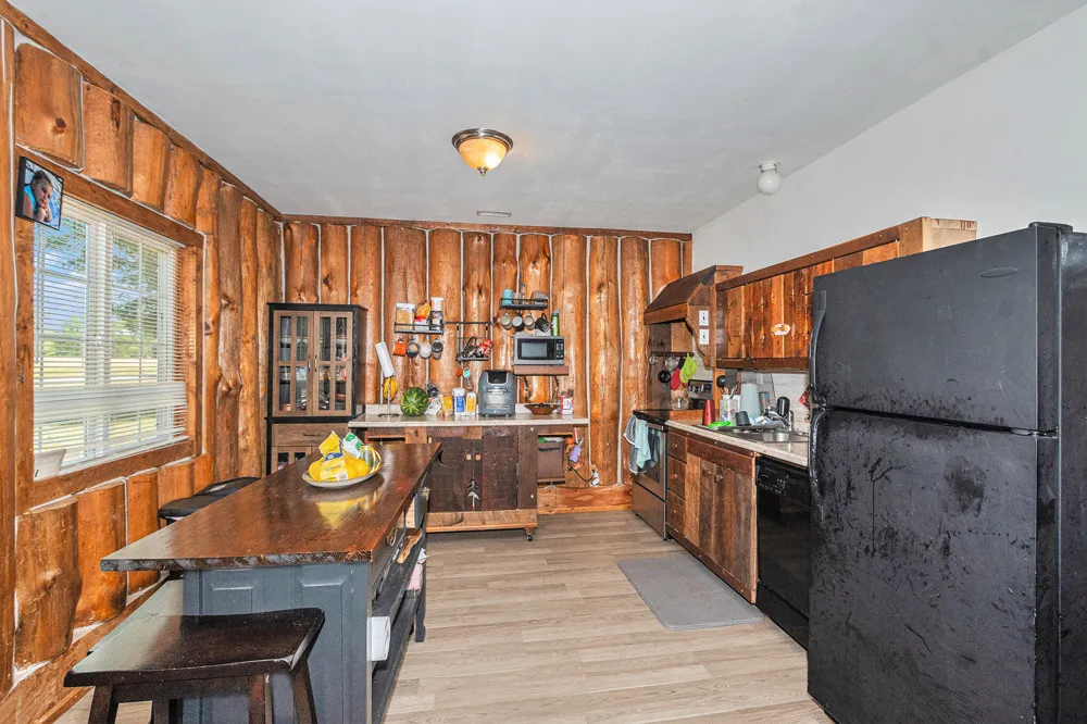 3933 W Harrison Road Hart Township, MI 49420