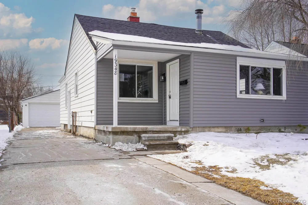 19348 Woodcrest Street