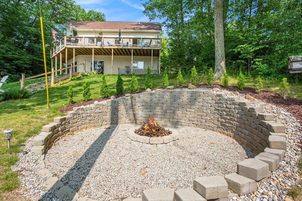 5091 E High Tower Lake Road Newfield Township, MI 49421