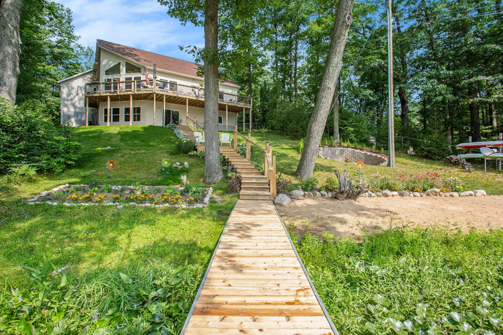5091 E High Tower Lake Road Newfield Township, MI 49421