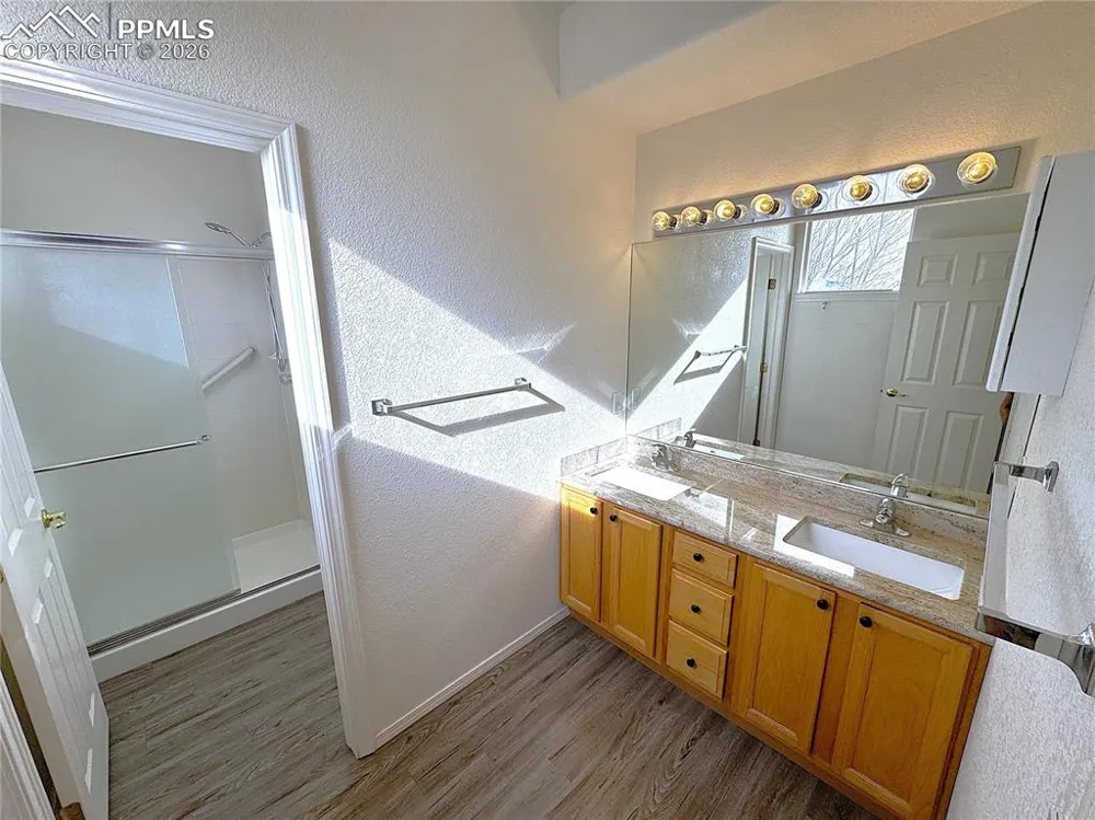 1231 Villa Grove Monument, CO 80132