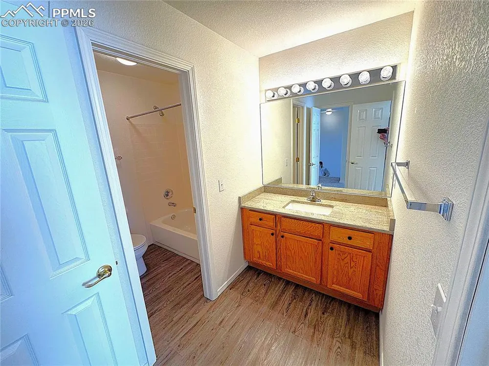 1231 Villa Grove Monument, CO 80132