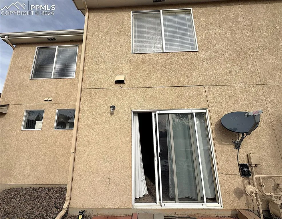 1231 Villa Grove Monument, CO 80132