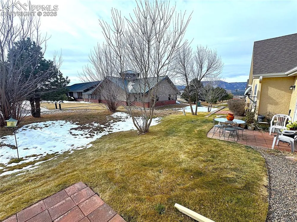 1231 Villa Grove Monument, CO 80132