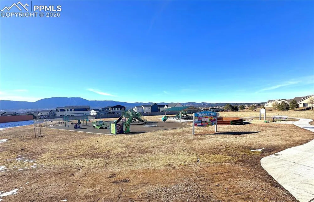 1231 Villa Grove Monument, CO 80132
