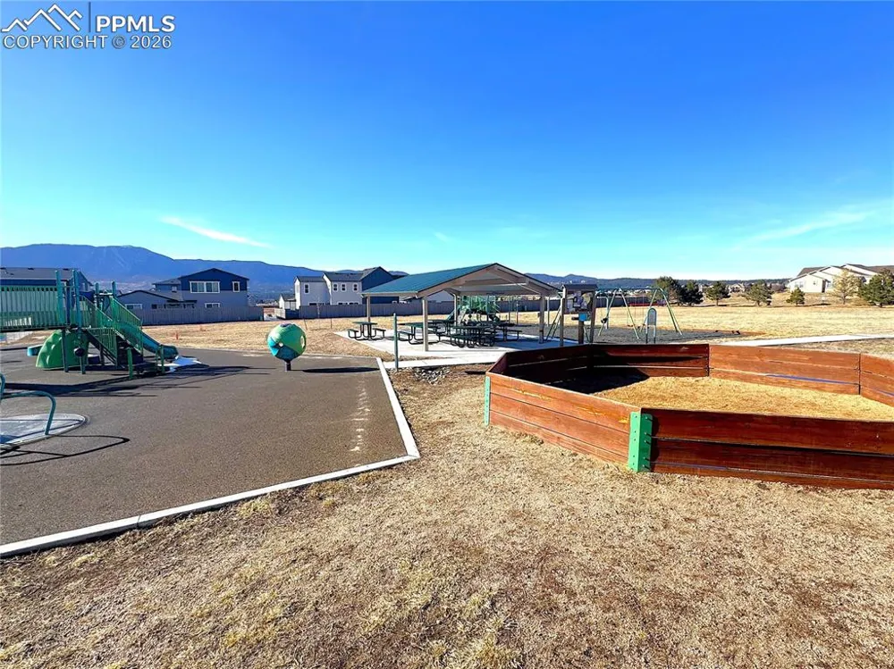 1231 Villa Grove Monument, CO 80132