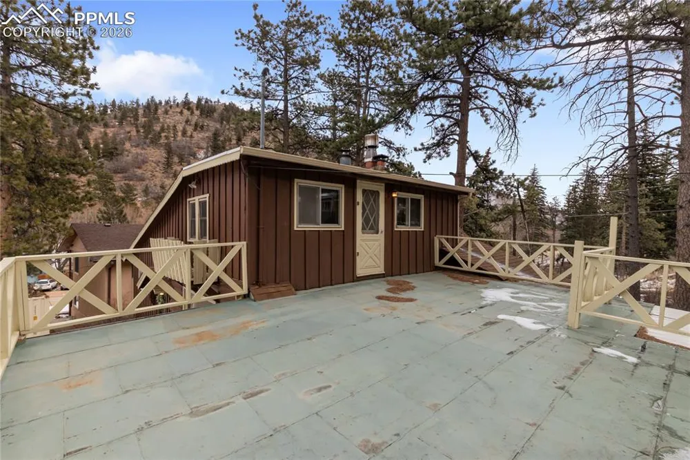 10225 Ute Pass Avenue Green Mountain Falls, CO 80819