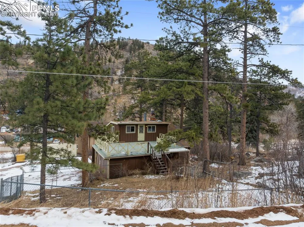 10225 Ute Pass Avenue Green Mountain Falls, CO 80819