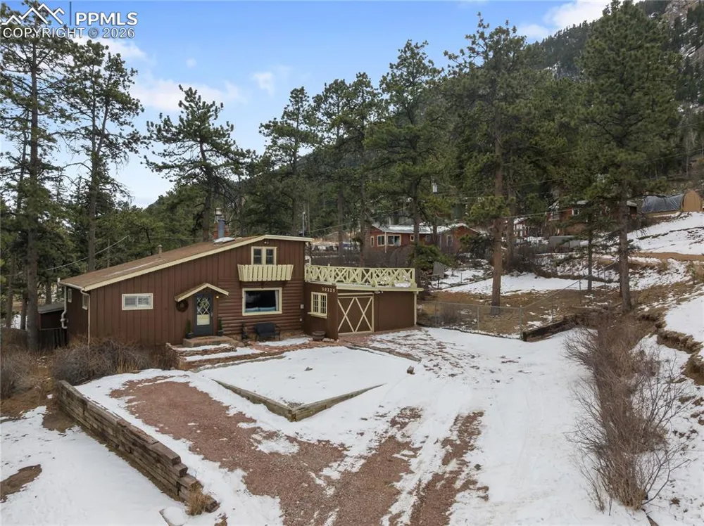 10225 Ute Pass Avenue Green Mountain Falls, CO 80819