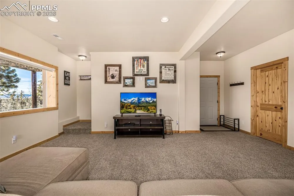 270 Piaute Way Jefferson, CO 80456