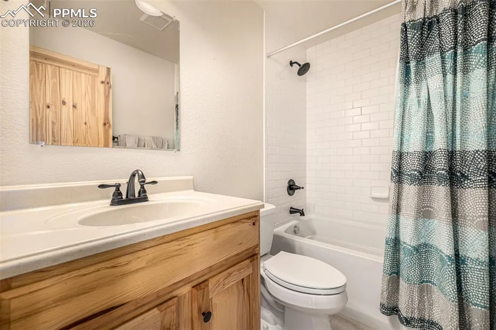 270 Piaute Way Jefferson, CO 80456