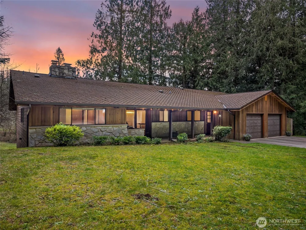 30703 SE 408th Street Enumclaw, WA 98022