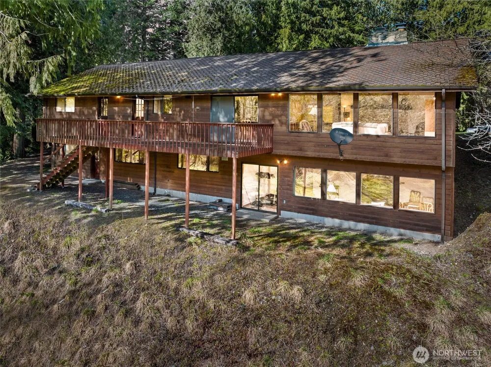 30703 SE 408th Street Enumclaw, WA 98022