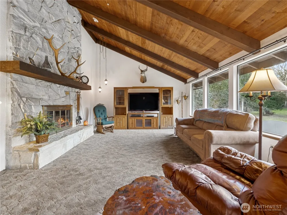 30703 SE 408th Street Enumclaw, WA 98022
