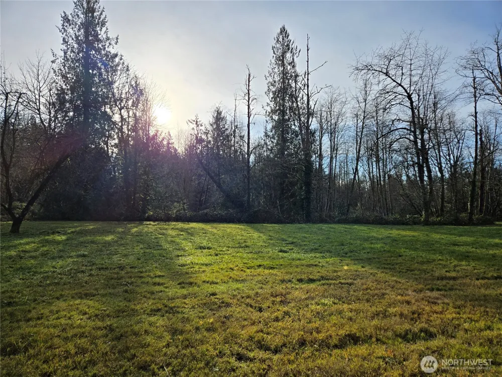 30703 SE 408th Street Enumclaw, WA 98022