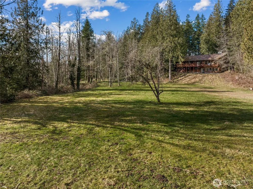 30703 SE 408th Street Enumclaw, WA 98022