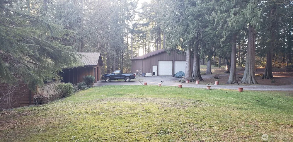 30703 SE 408th Street Enumclaw, WA 98022