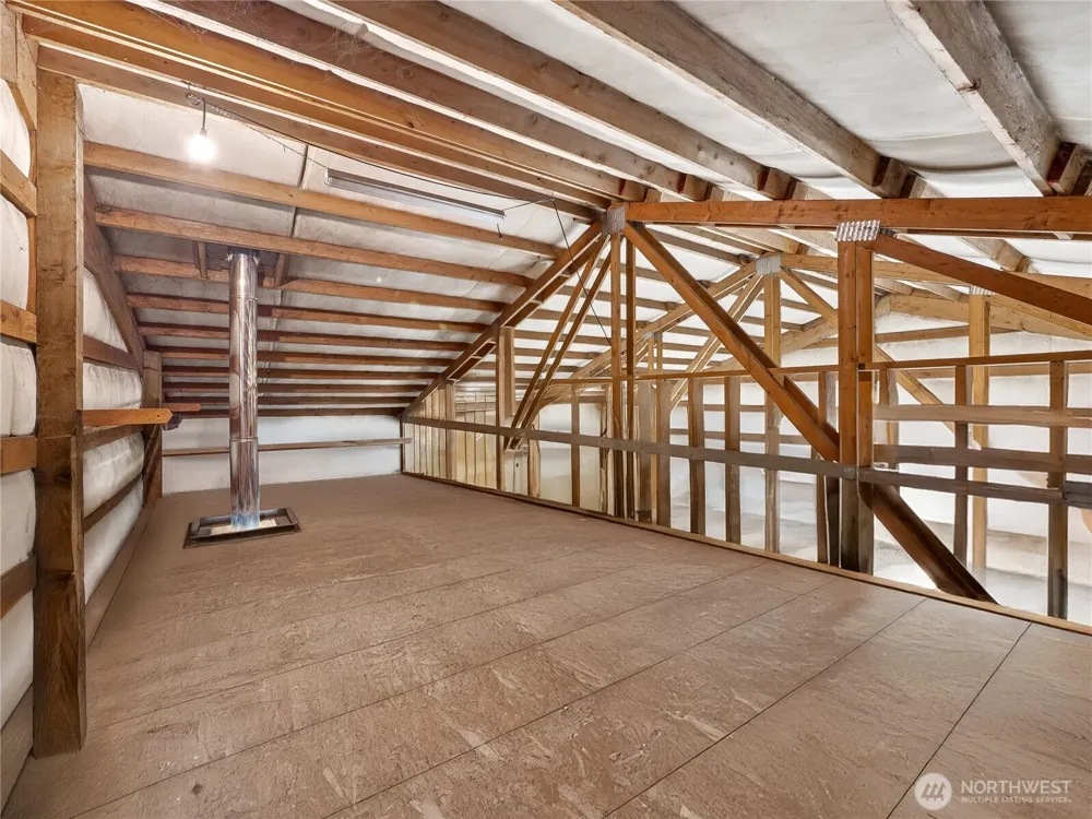 30703 SE 408th Street Enumclaw, WA 98022