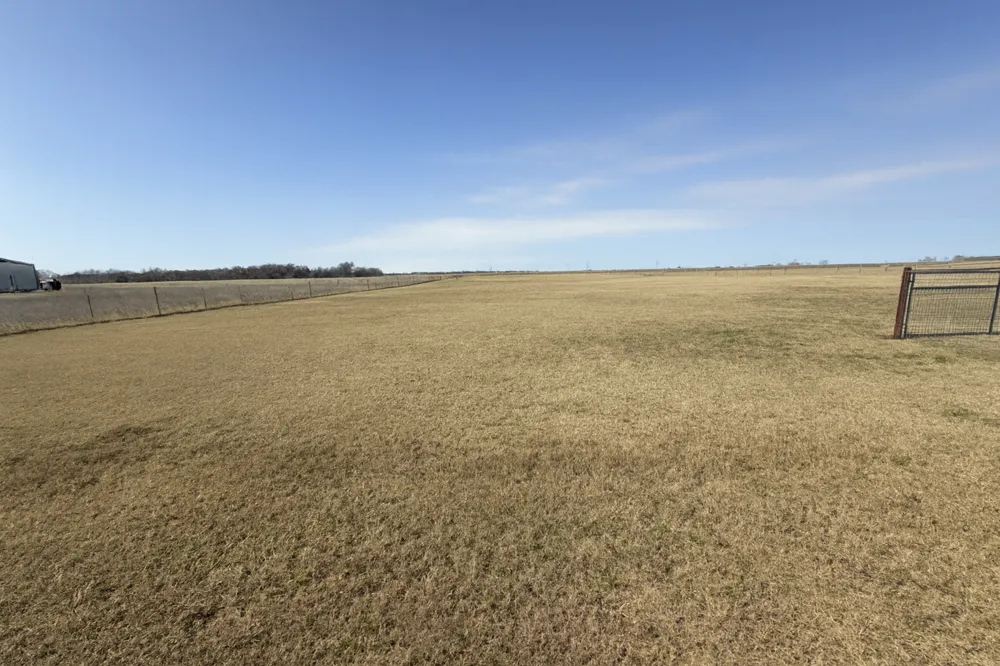 4622 County Road 429 Rockdale, TX 76567