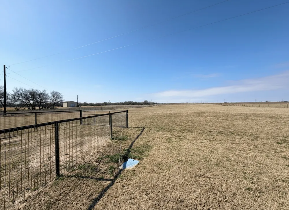 4622 County Road 429 Rockdale, TX 76567