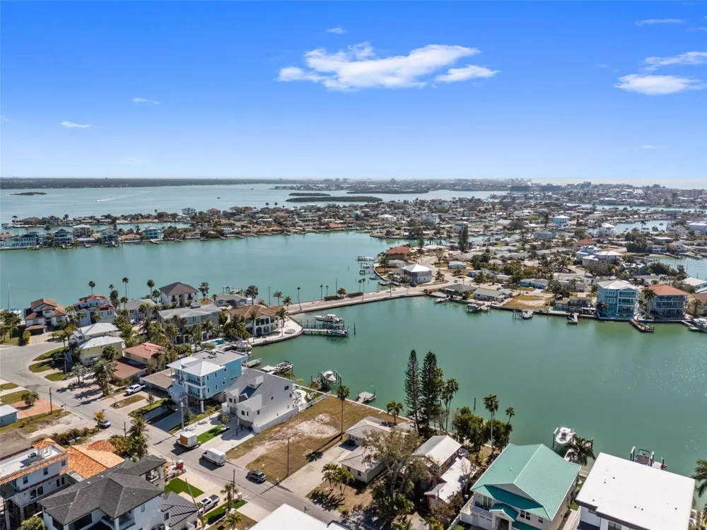 837 BAY POINT DRIVE Madeira Beach, FL 33708