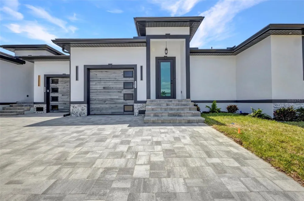 1327 WESLEY DRIVE Punta Gorda, FL 33950