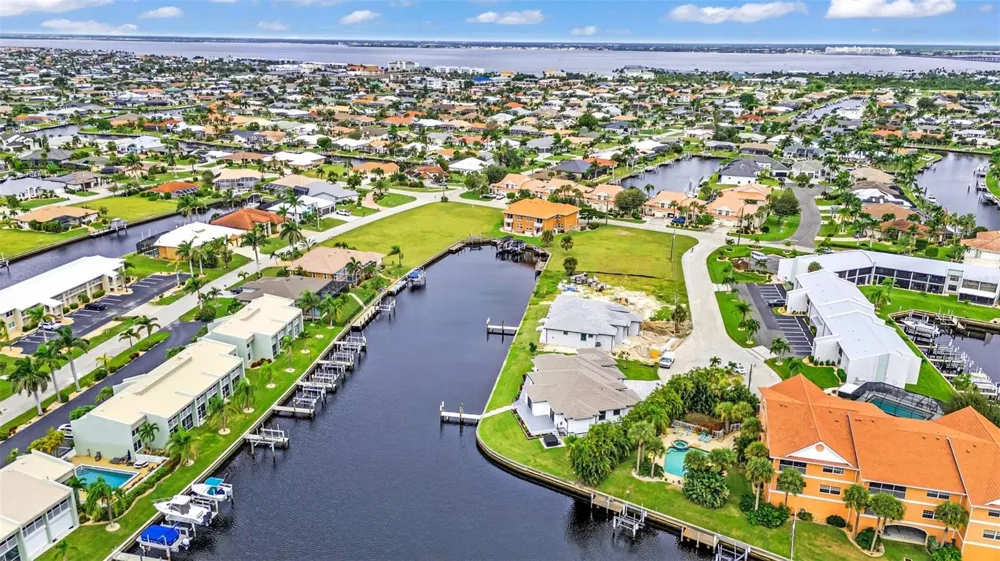 1327 WESLEY DRIVE Punta Gorda, FL 33950