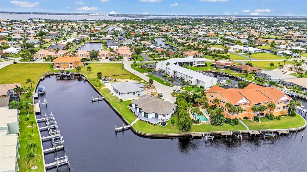 1327 WESLEY DRIVE Punta Gorda, FL 33950