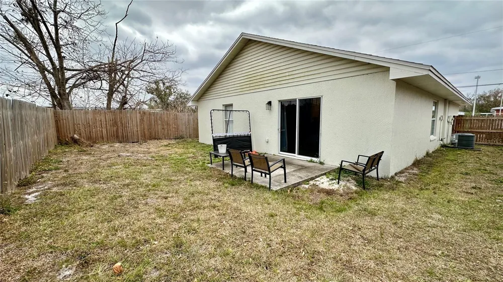 906 SE 5TH STREET Mulberry, FL 33860