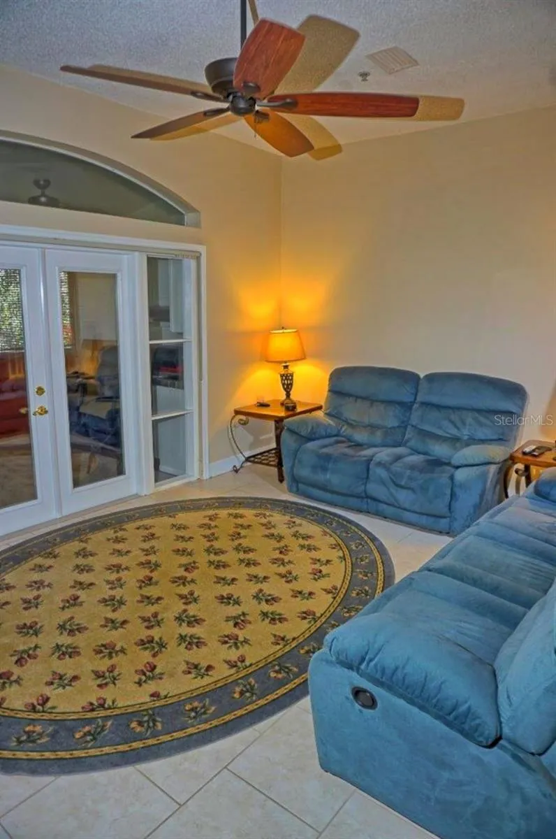 2051 VISTA DEL SOL CIRCLE #202 Lutz, FL 33558