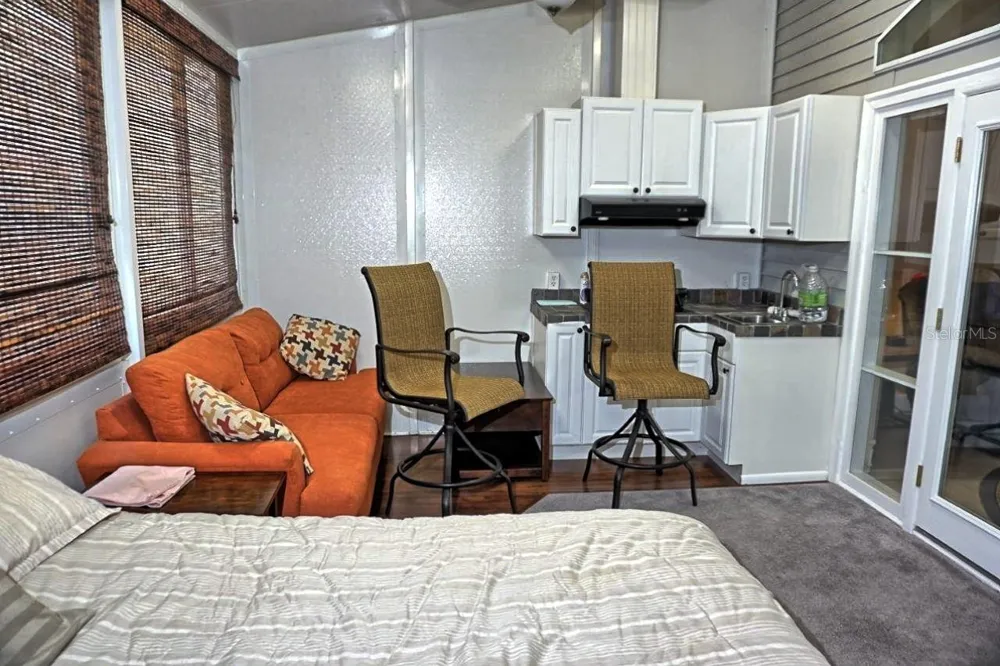 2051 VISTA DEL SOL CIRCLE #202 Lutz, FL 33558