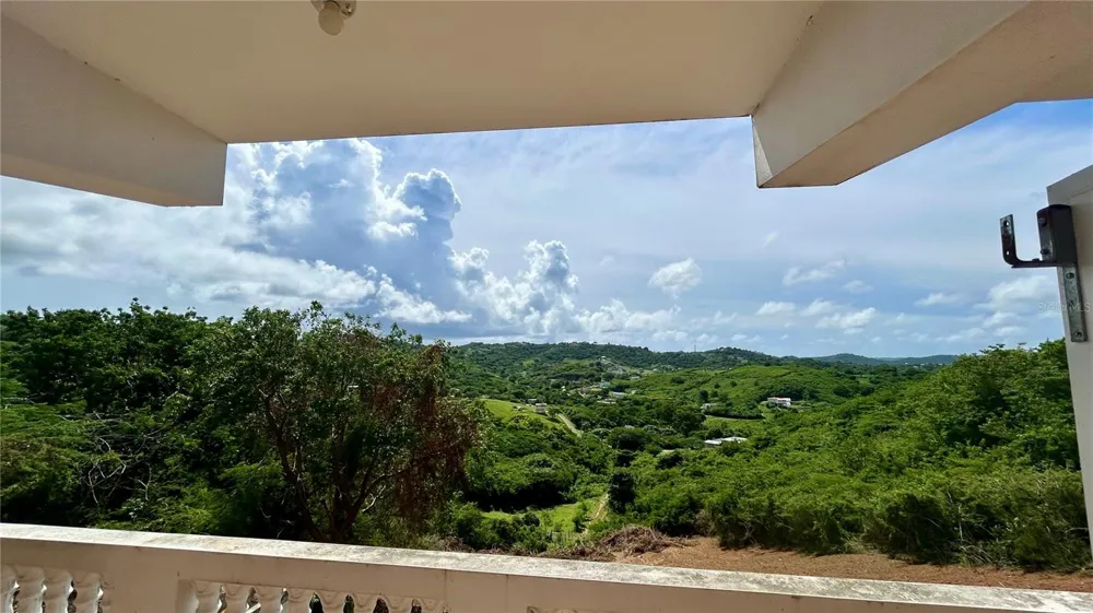 557 VILLA BORINQUEN Vieques, PR 00765