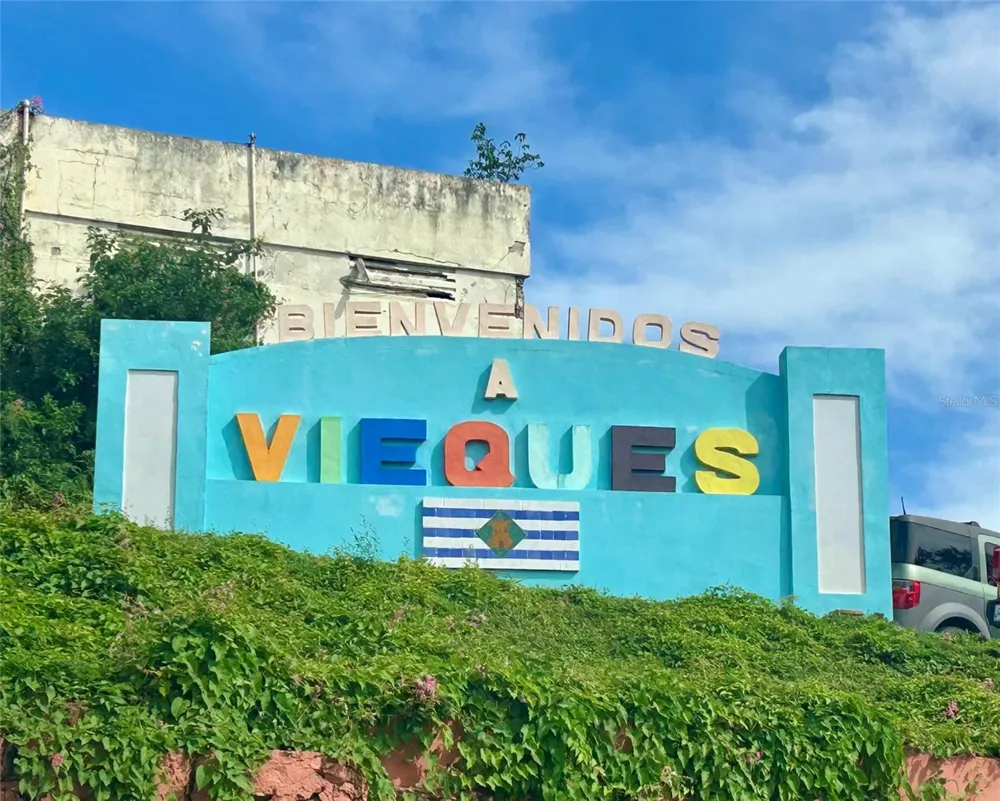 557 VILLA BORINQUEN Vieques, PR 00765