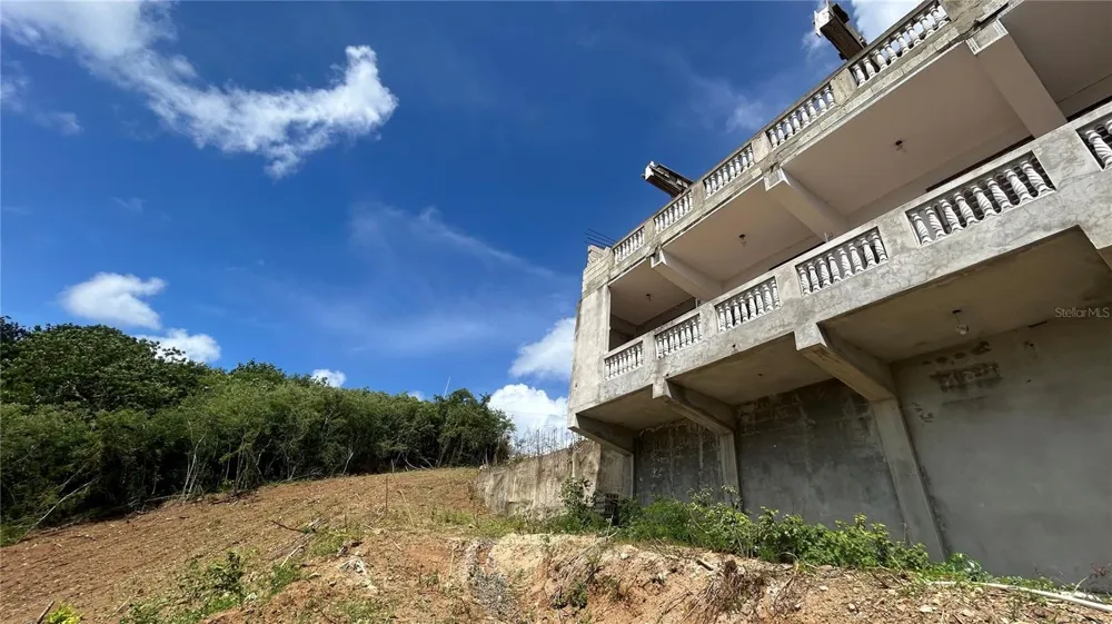 557 VILLA BORINQUEN Vieques, PR 00765