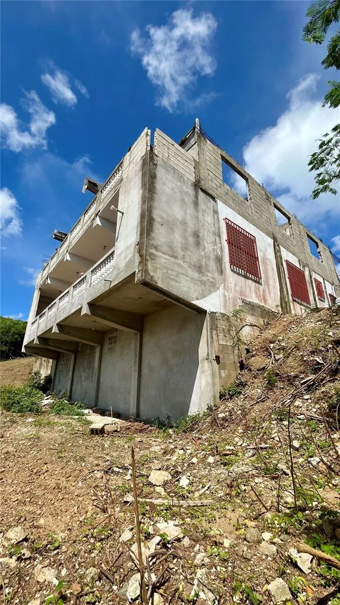 557 VILLA BORINQUEN Vieques, PR 00765