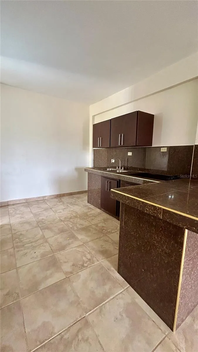 557 VILLA BORINQUEN Vieques, PR 00765