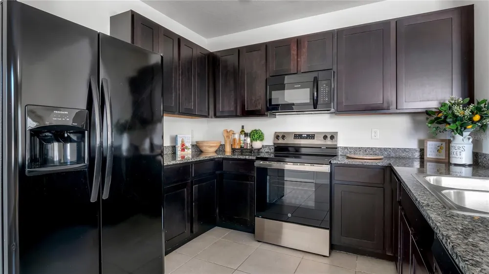 3503 DIAMOND LEAF COURT Valrico, FL 33594
