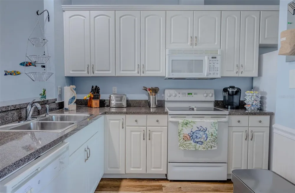 502 MAIN STREET #207 Horseshoe Beach, FL 32648